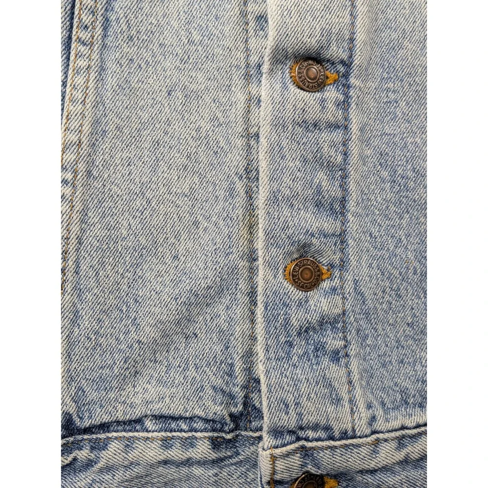 Vtg Levis 70507 4890 Denim Trucker Jacket USA Made Blue XL American Flag Patch - Picture 13 of 16